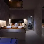 Cm Luxury Apartment